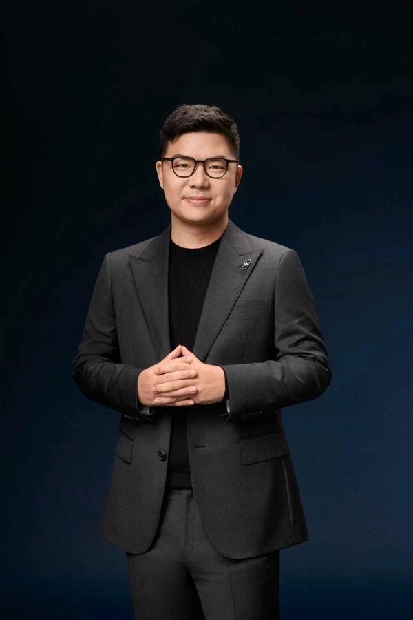 赵长江正式宣布加盟鸿蒙智行智界，向比亚迪表达谢意，同时致敬奇瑞与华为