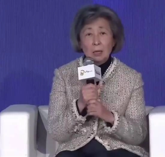 福耀科技大学首届大一新生尚未毕业就被企业提前预定一空，校企协同育人模式成效斐然