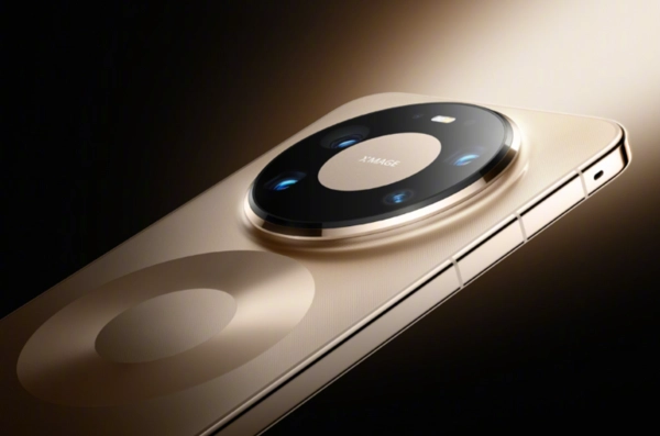 HarmonyOS5/6的裝機(jī)數(shù)量迎來(lái)重要里程碑，突破4000萬(wàn)臺(tái)大關(guān)，且上月日均新增15萬(wàn)