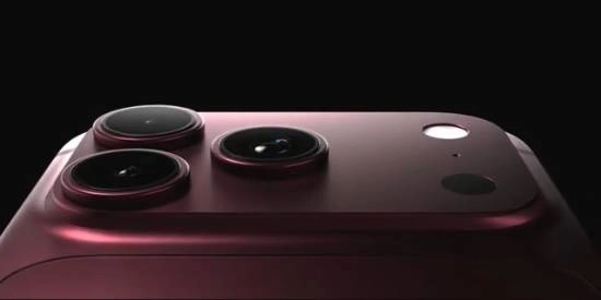 iPhone18Pro外观信息流出！采用单打孔设计提供三款配色选择