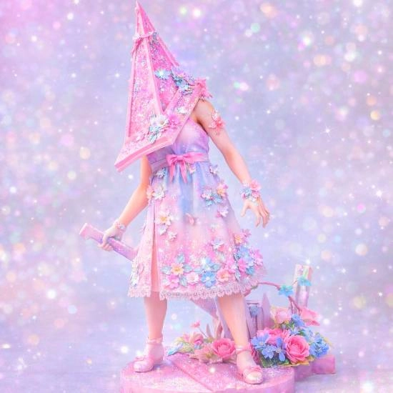 寂静岭的三角头变成了软萌可爱的妹子!这下你还怕不怕?