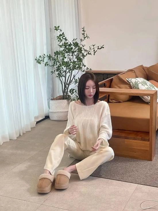 韩国女同恋爱综艺嘉宾被曝曾有“擦边”经历却刻意隐瞒，举报者反遭网络暴力欲寻短见