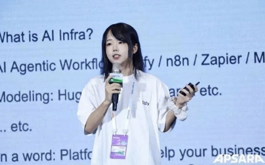 Dify女装程序员火出圈！网友调侃：初见是软妹，开口瞬间破功