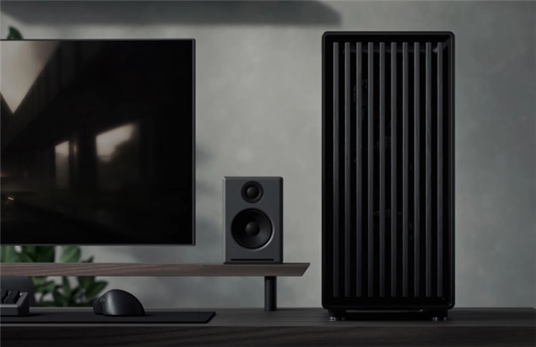 分形工艺North系列ME机箱正式发布，标配三把Momentum风扇，售价1449元起