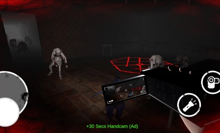 恐怖录影带：凄惨记录器游戏绿色版