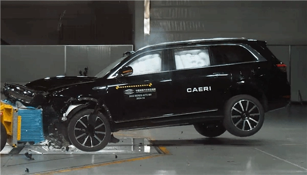 工信部新出台的规定将严格管控车企缩短开发周期的行为，避免消费者成为“小白鼠”