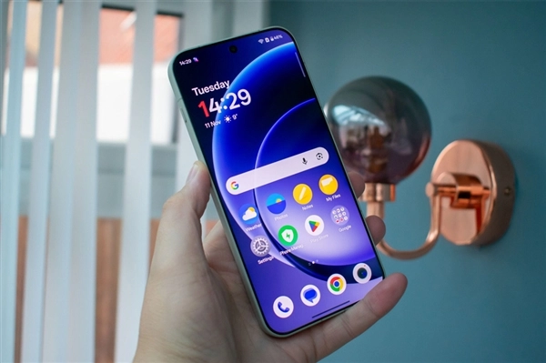 手机全面开启涨价模式！一加已落实调价措施：旗舰手机价格上涨500元