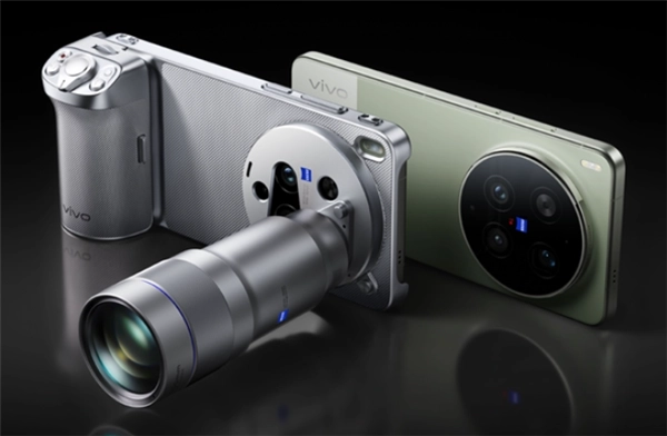 vivo X300 Ultra配置公布：搭载骁龙8E5处理器+2K/144Hz直屏