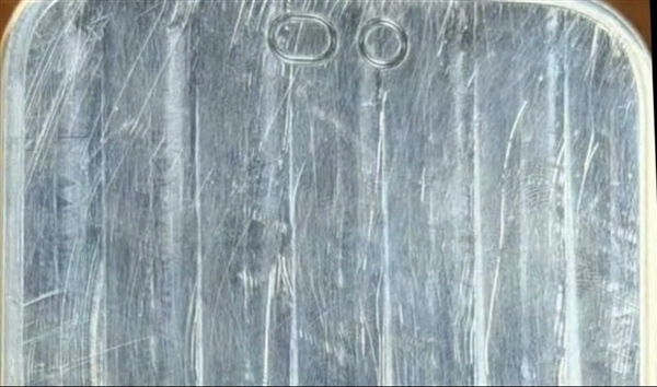 iPhone 18 Pro模具意外泄露！灵动岛尺寸大幅缩减，创历史之最