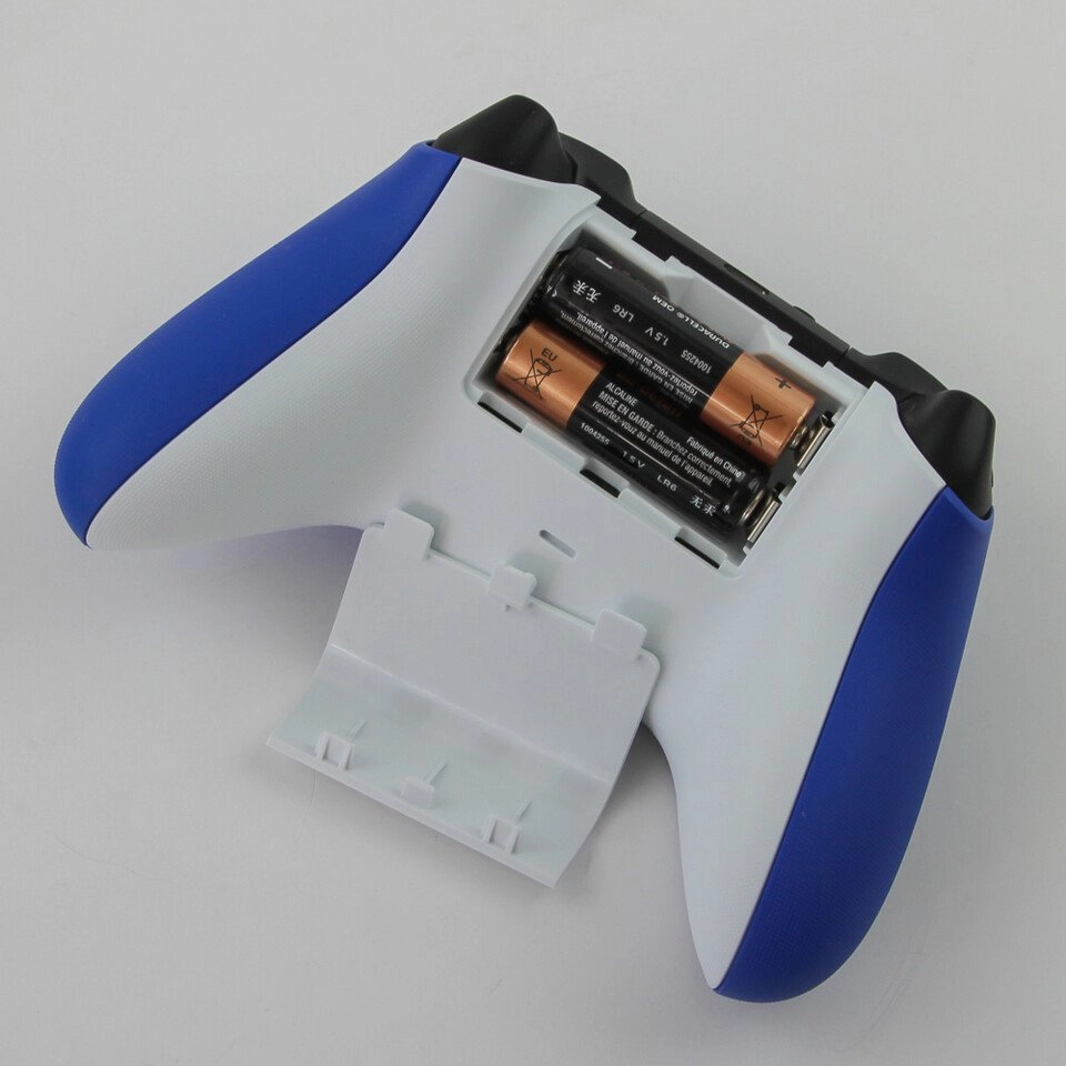 因Xbox手柄“未配备电池”问题 微软致歉并将补寄充电套装补偿用户