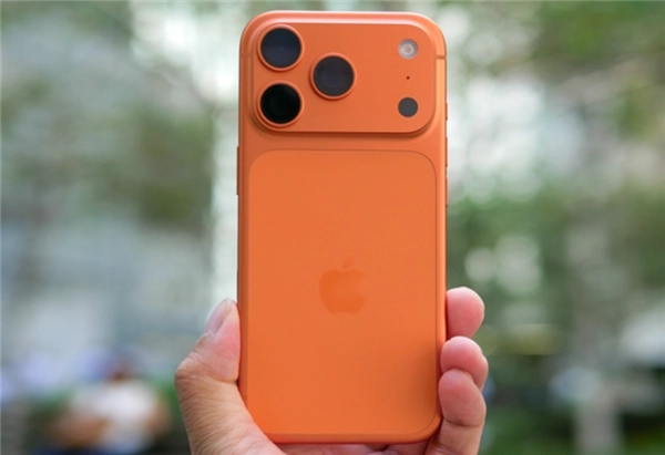 苹果用户注意啦！新款iPhone在电量耗尽后或许会无法正常开机，有多个机型受到影响