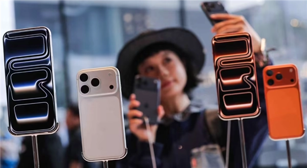 印度扩产iPhone计划突然停滞！苹果没中国团队根本玩不转