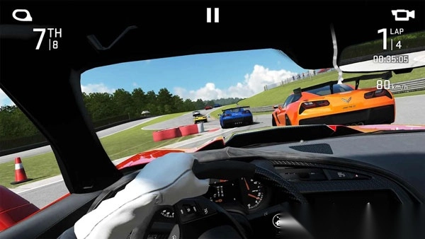 真实赛车4官方正版3