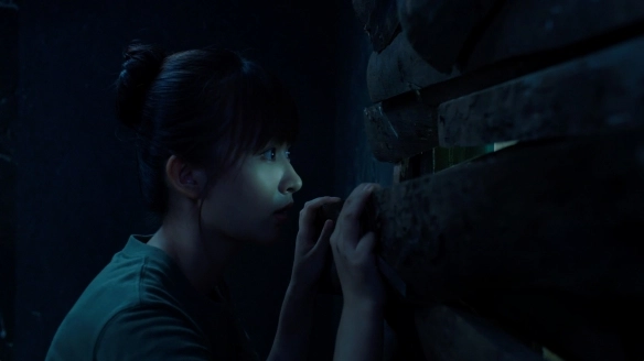 飞越13号房安卓版-图1