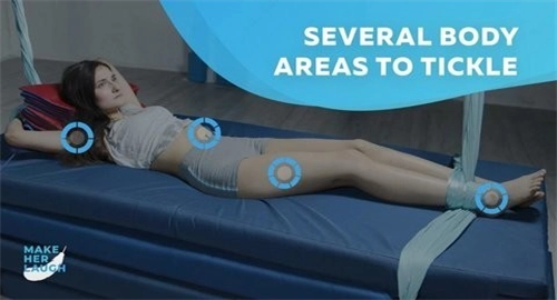 让她笑挠痒痒模拟器安装(MakeHerLaugh)1