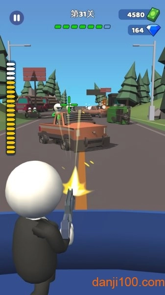 公路大逃杀游戏