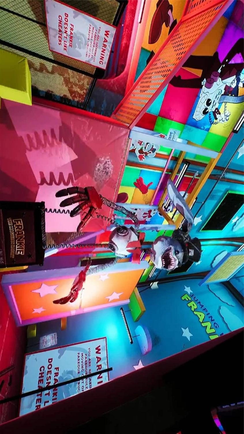 怪物世界逃生免费原版图1