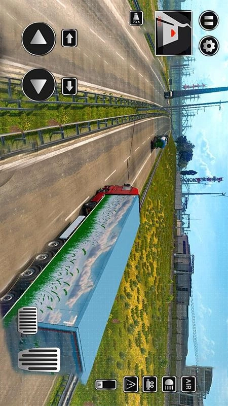 卡车驾驶赛游戏绿色版图1