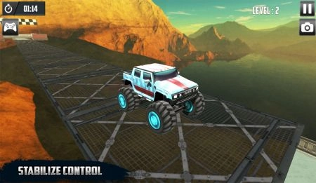空中卡车特技驾驶（MonsterTruckSurvivor）图1